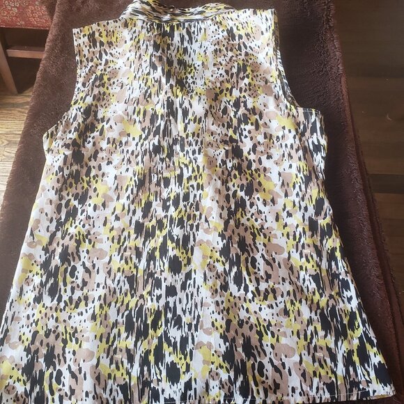 Banana Republic - Picture 2 of 3